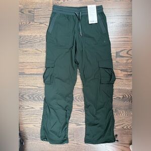 NWT lululemon dance studio relaxed fit MR cargo pant size S legacy green